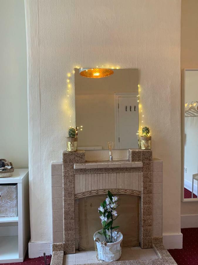 Bed & Breakfast White House Walthamstow
