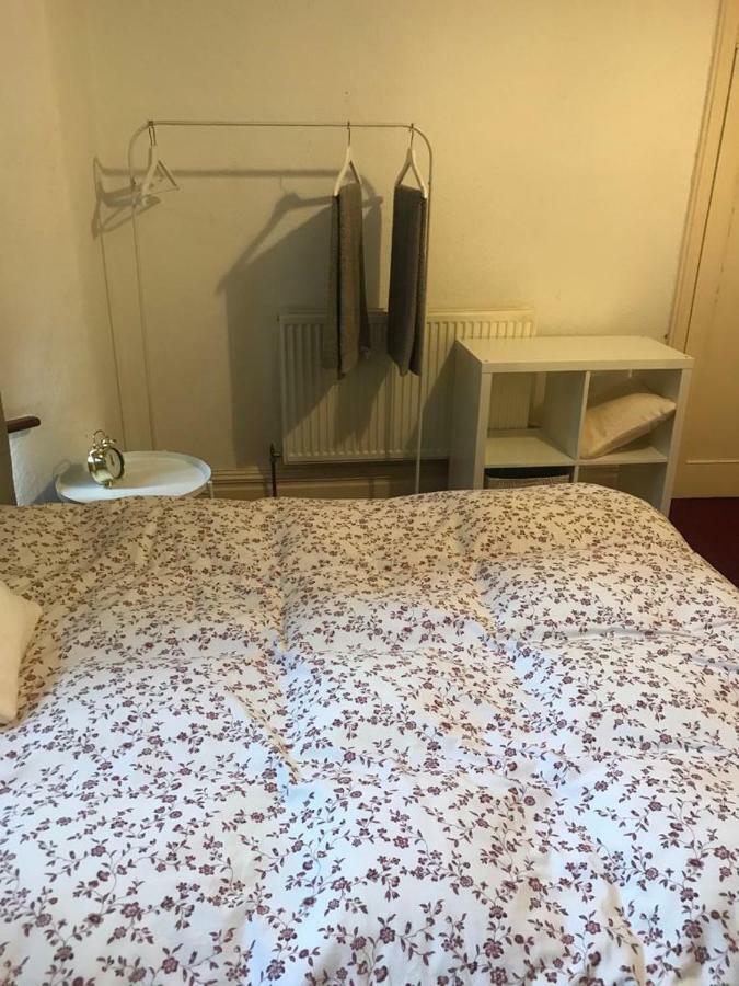 White House Walthamstow Bed & Breakfast *